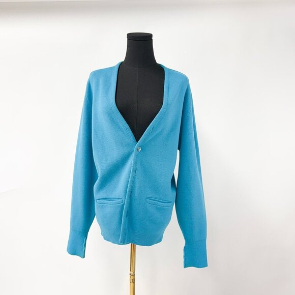 VINTAGE STYLE ELECTRIC BLUE CARDIGAN BUTTON UP *MISSING TOP BUTTON - Picture 2 of 7